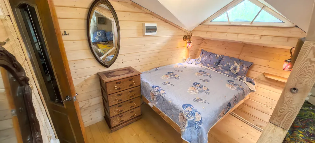 Уютный необычный домик Хоббита, экскурсии на ретроавто, мастер-классы