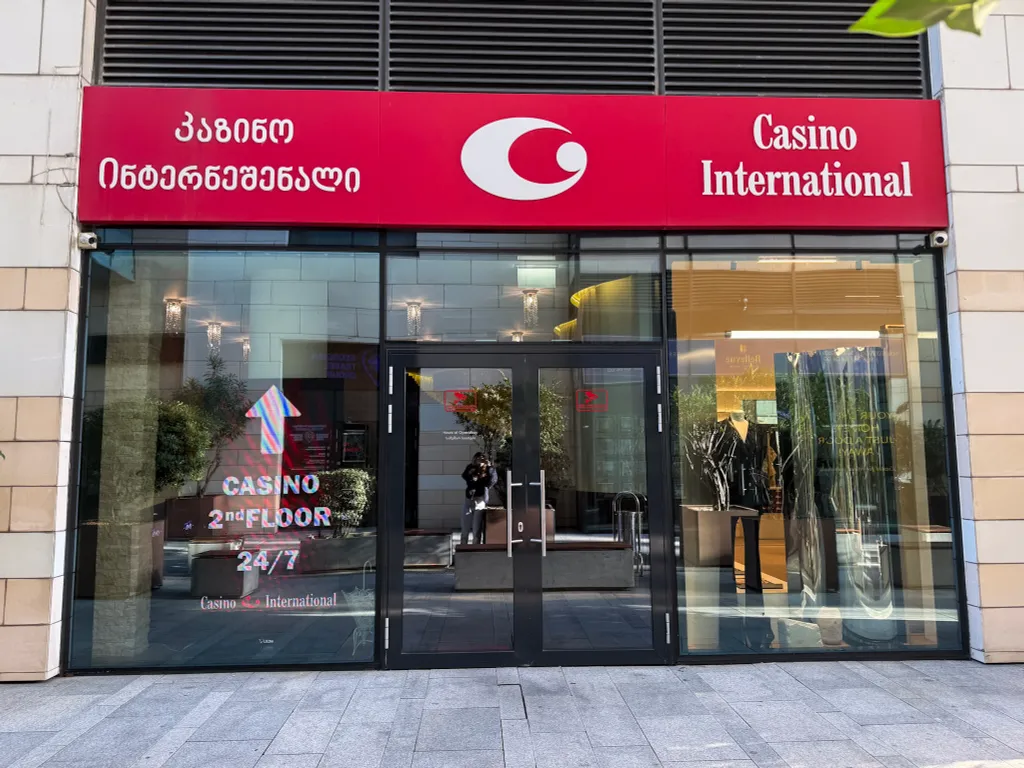 Двухкомнатная квартира на берегу моря, Bellevue Residence