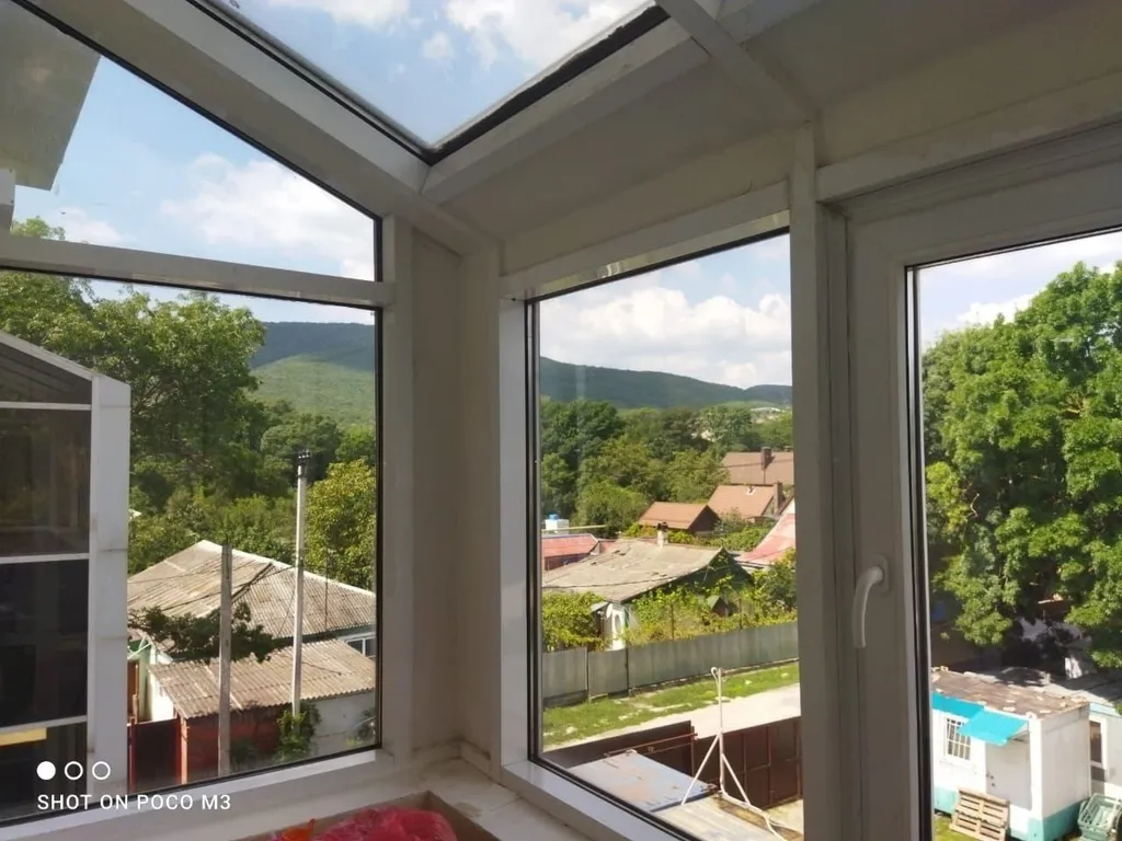 Квартира-студия у моря в шаговой доступности, личная парковка