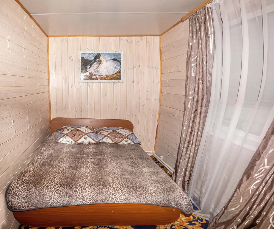 Дом Романтика у реки