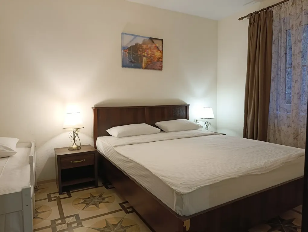 Двухэтажный коттедж 120 кв.м., до 6 гостей