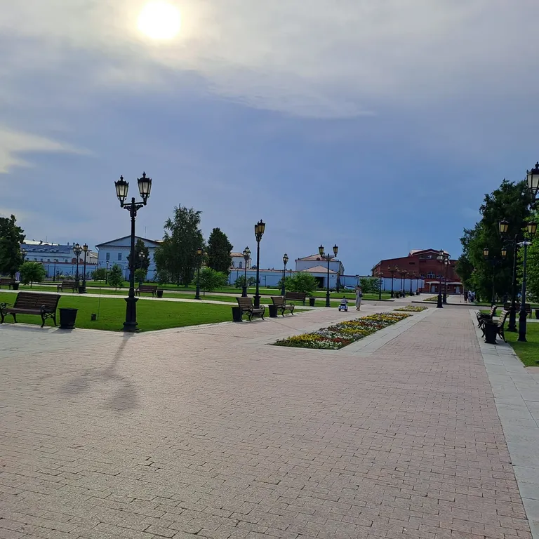 Уютная квартира с прекрасным видом на Иртыш, рядом с Кремлем