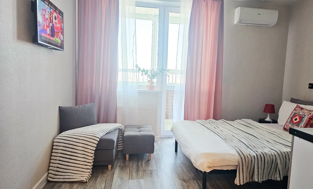 ЖК СВОИ ЛЮДИ новые апартаменты на троих гостей