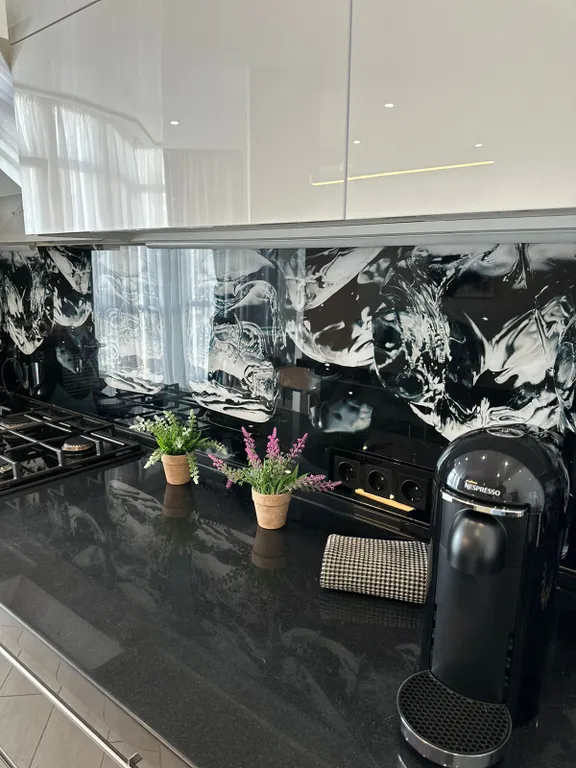 Евро-четырехкомнатный апартамент в Сириусе