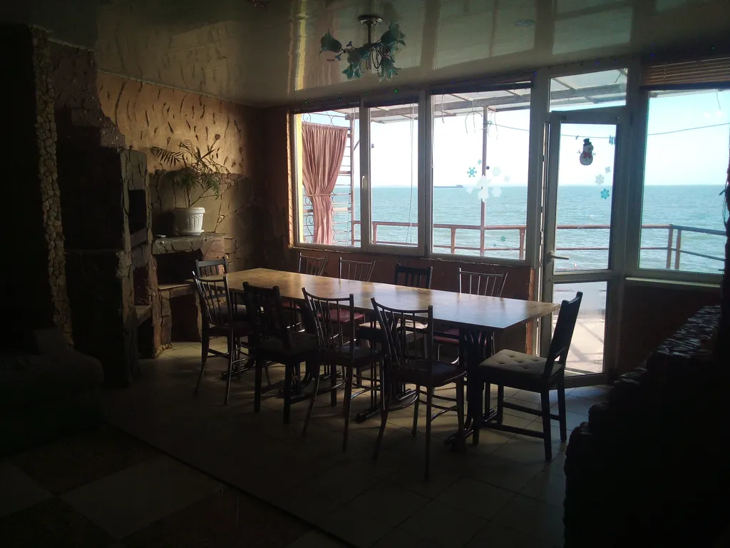 Дом возле моря