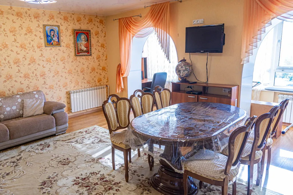 Уютная квартира около монастыря