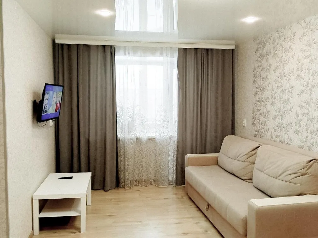 Уютная квартира — аренда посуточно в Нижний Тагил