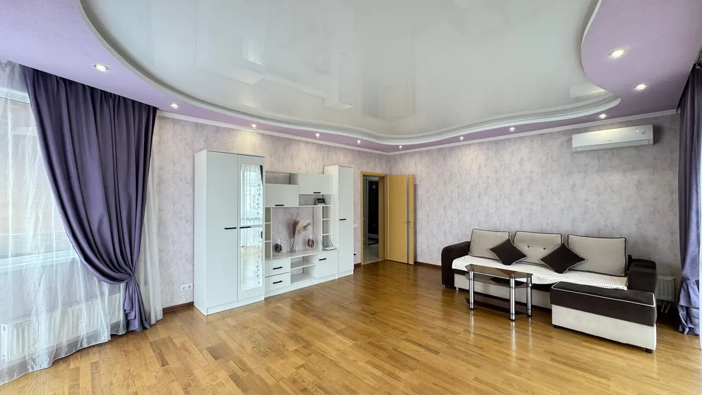 Комфортная, большая квартира в 100 метрах до моря