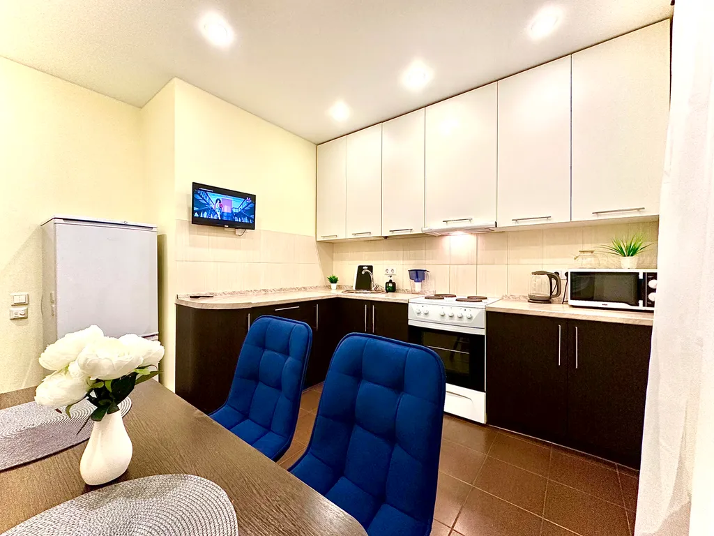 Просторные аппартаменты рядом с СШОР 9 и Академией МЧС