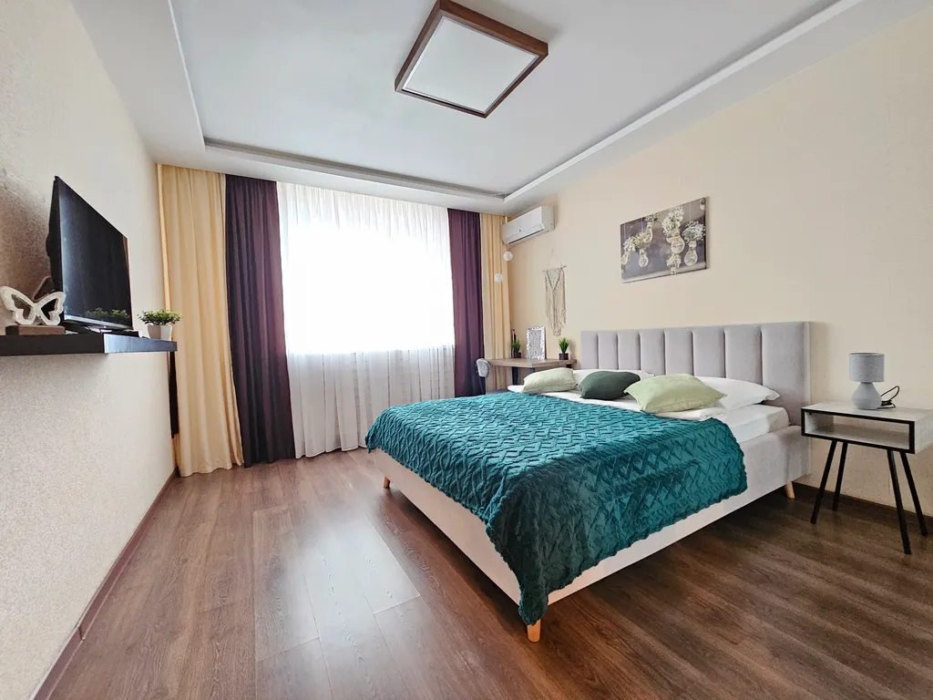 Апартамент Живи Уютно