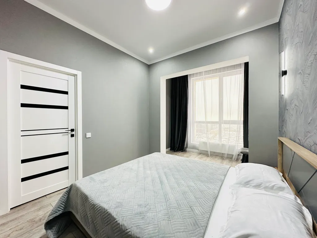 Двухкомнатная квартира с видом на город