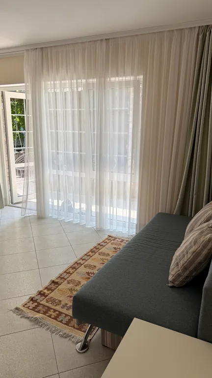 Двухкомнатный номер с отдельной изолированной комнатой