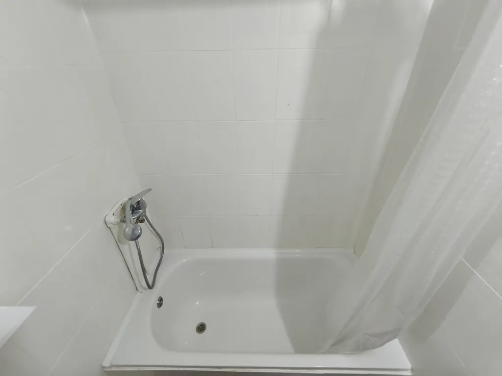 Просторная квартира с отдельным входом, две двуспальные кровати