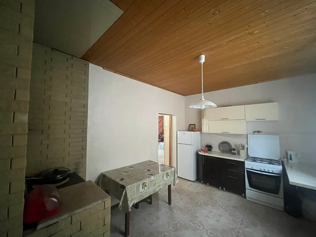 Домик у реки