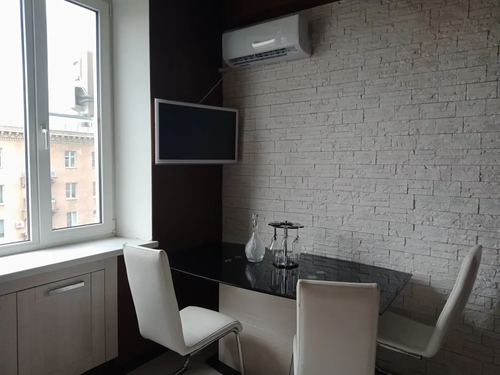 2 - комнатная квартира у панорамы Сталинградаской битвы