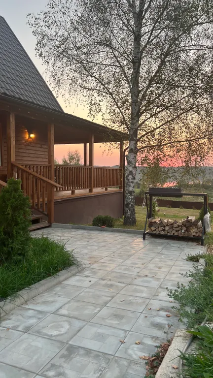 Дом с видом на озеро