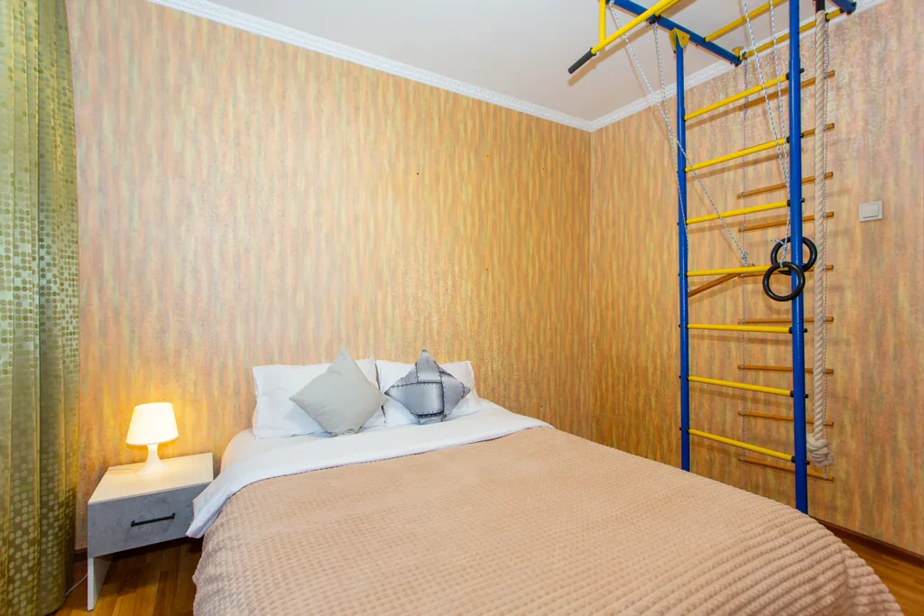 Квартира Комфортная 4-комнатная квартира в центре для большой компании — Новосибирск