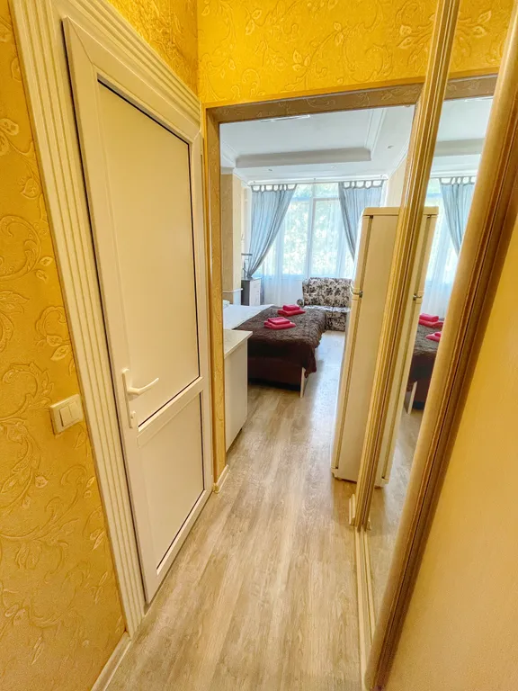 Квартира Квартира Апартамент на первом этаже рядом с морем и дендрарием — Сочи