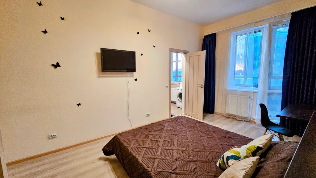 Просторная 80кв евро-трёшка с двумя сан узлами рядом с метро