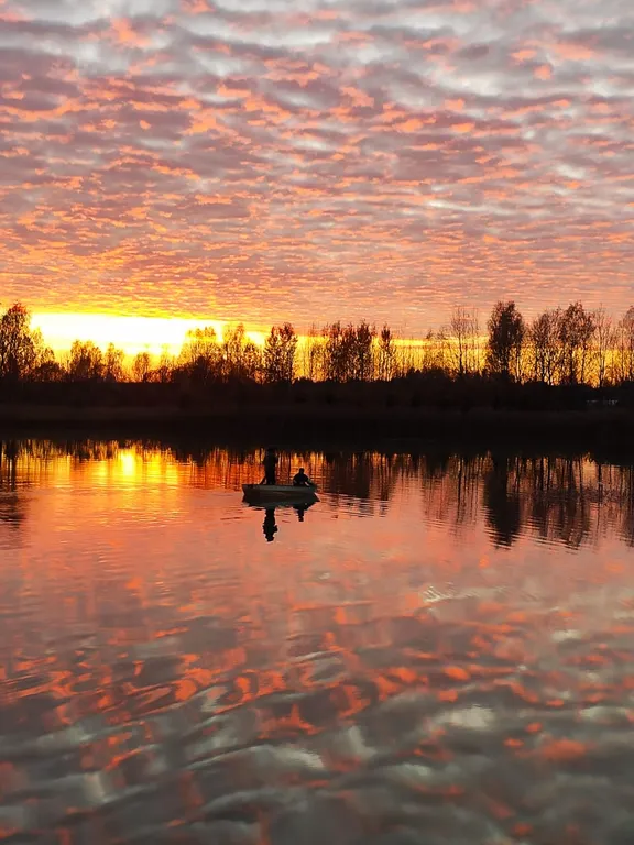 Дом на берегу сказочного озера
