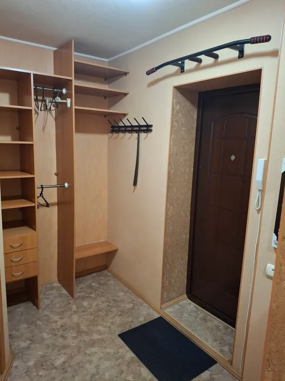 Квартира 1-комнатная Квартира — Новоуральск