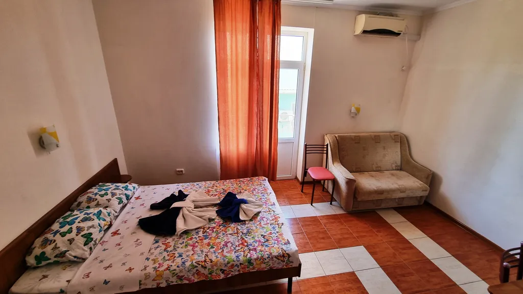 №16 четырёхместный номер с балконом