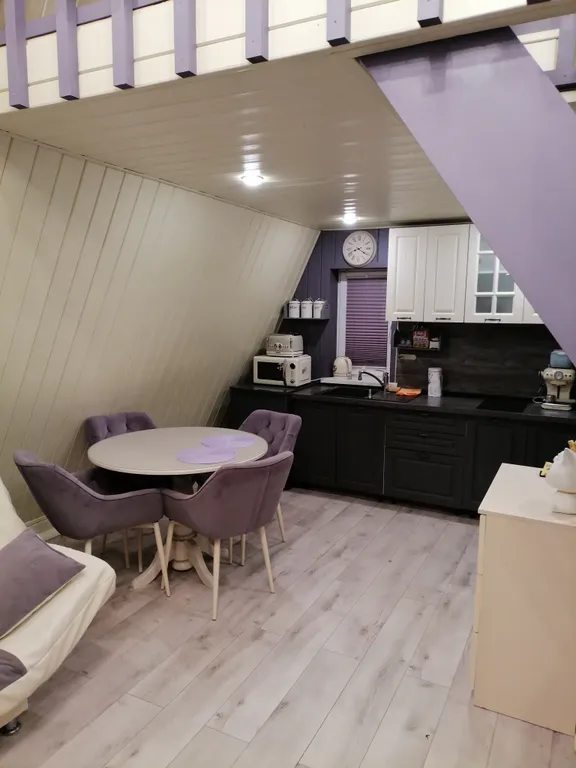 Романтический отдых в доме на границе с лесом