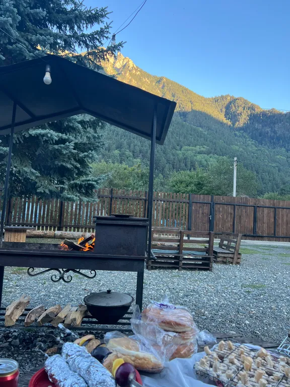 Уютный коттедж с видом на горы