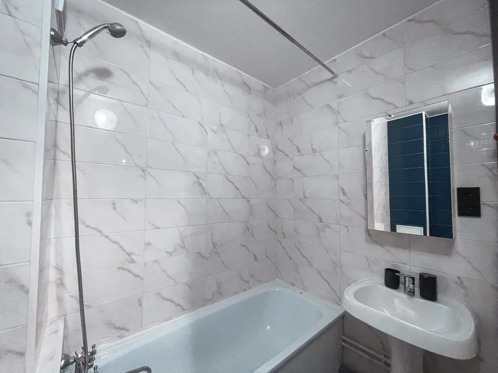 Уютная 2-комнатная квартира рядом с Планетой