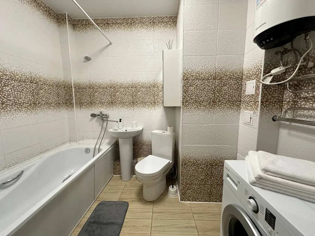 Квартира Светлые просторные однокомнатные апартаменты — Самара