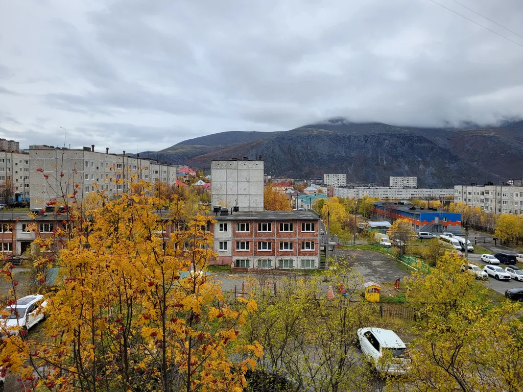 3-комнатная квартира с видом на склон