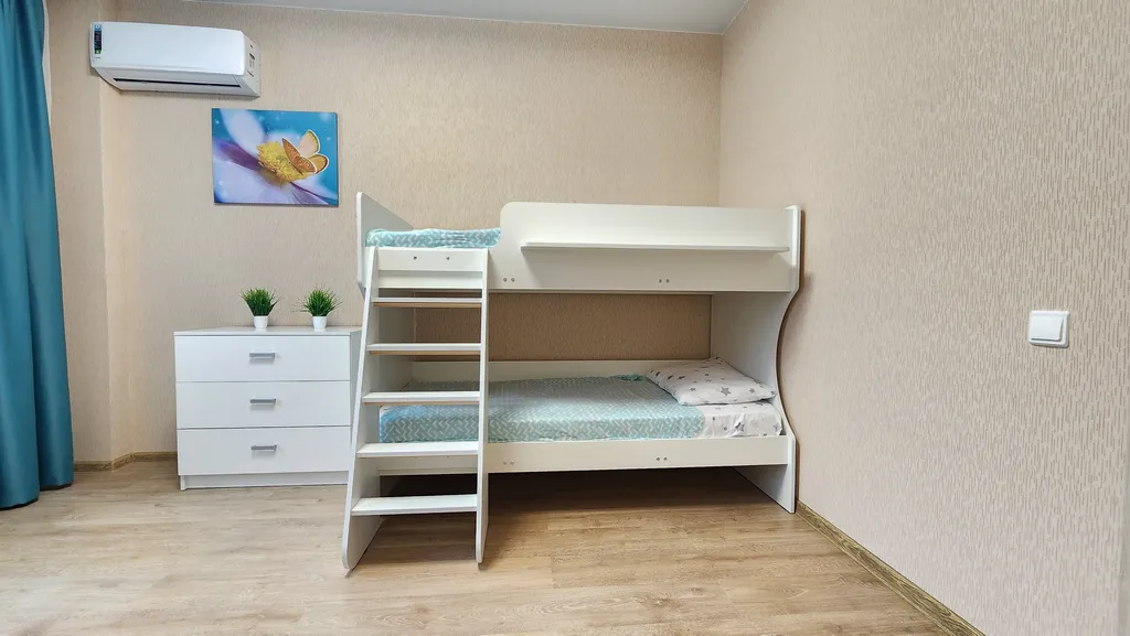 Трехкомнатная квартира в ЖК с бассейном