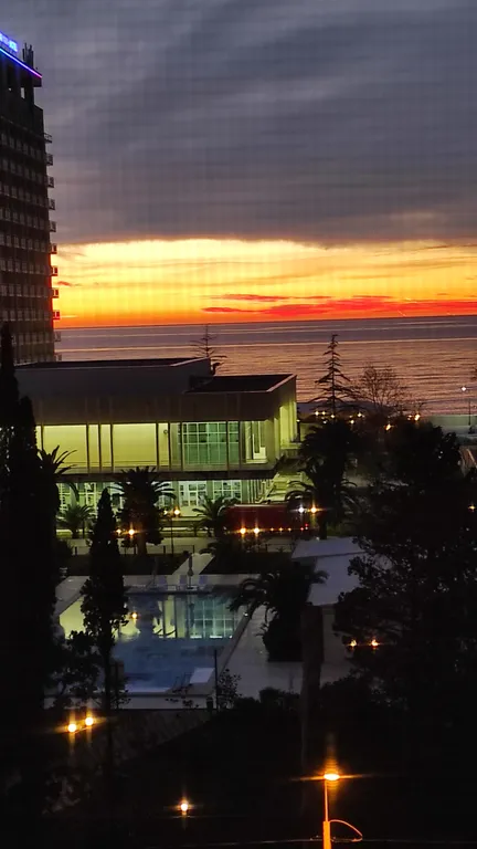 Двухкомнатные апартаменты с потрясающим видом на море и горы