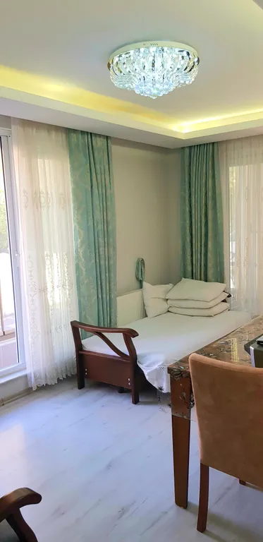 Квартира Отдельная комната в 3-комнатной квартире в центре Анталии — аренда посуточно в Анталья