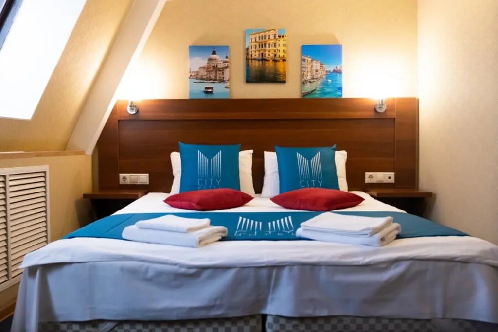 City Lights на Невском 90