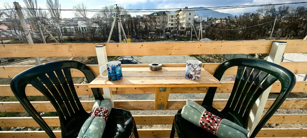 Квартира Двухкомнатные апарты с изолированными комнатами/кухня/стиралка/балконы — Судак