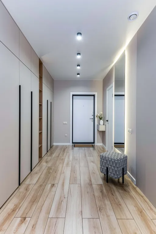 Светлые апартаменты с балконом в Минск мире