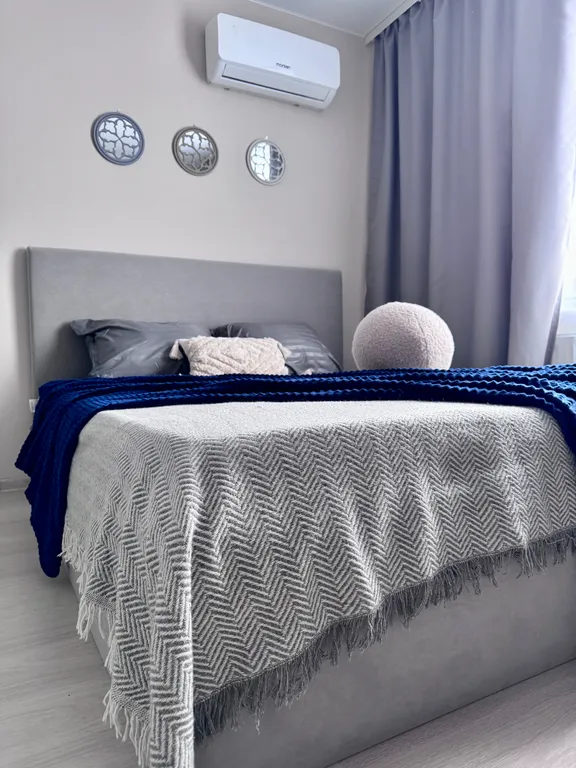 Красивая квартира с видом на озеро