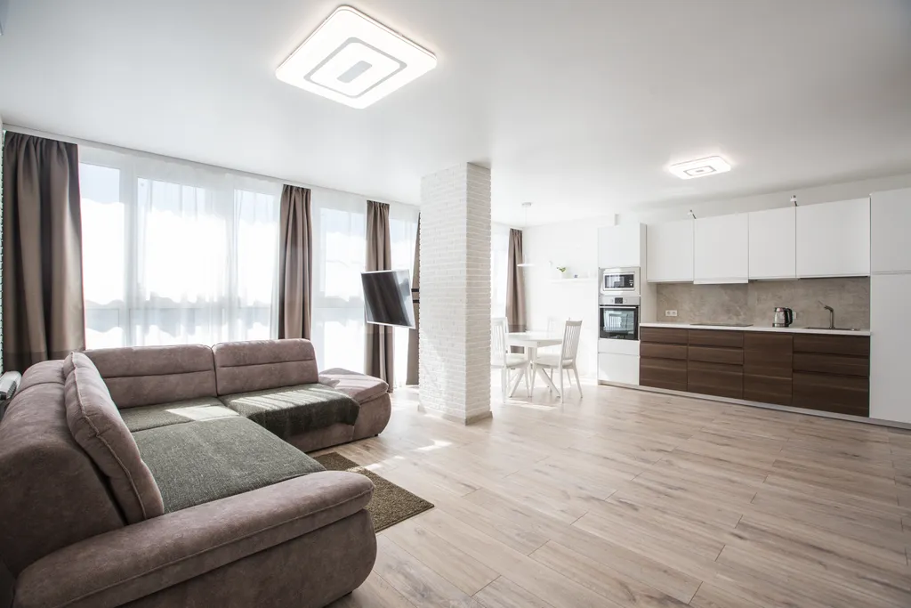 Просторная квартира с панорамными окнами