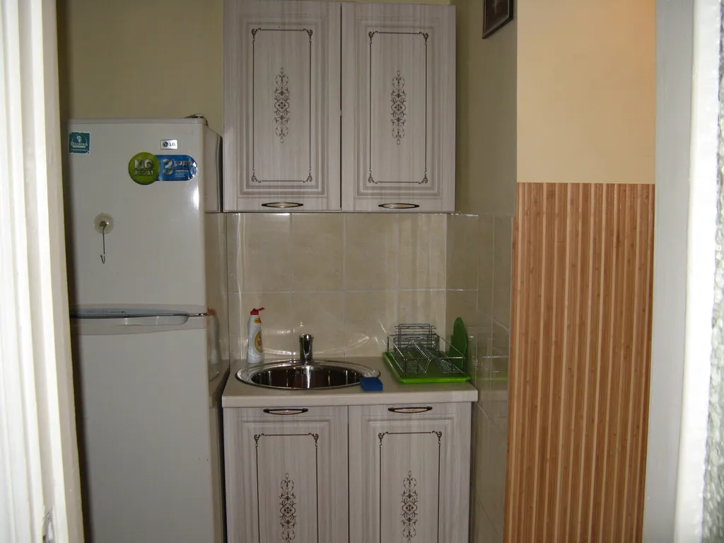 Коттедж Капитальный домик с отдельным входом в нижней части города — Ялта