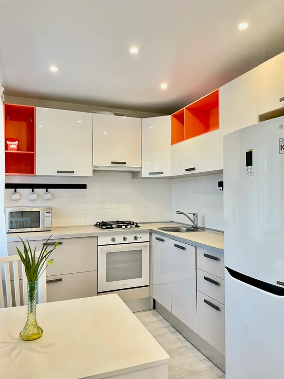 1-комн пл. Володарского Центр