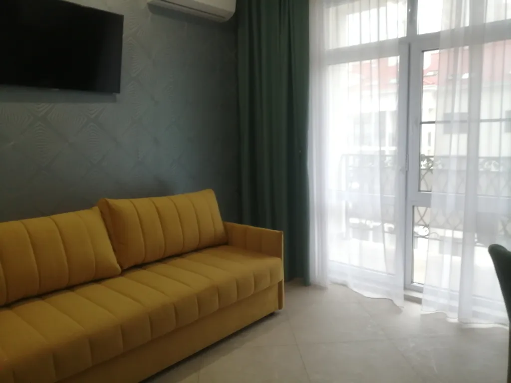 Квартира Апартаменты на набережной — Геленджик