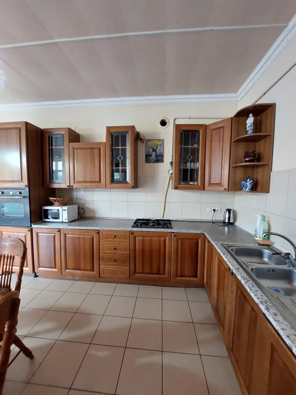 Коттедж Большой дом в центре города — Геленджик