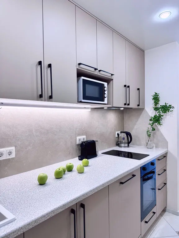 Квартира Квартира в ЖК Бизнес класса с бассейном, парковой и в 3 минутах от моря — Адлер