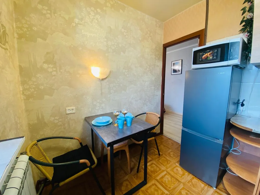 2-комнатная квартира у кинотеатра и трк плазма