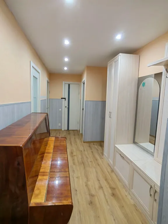 Просторная и уютная квартира с видом на озеро и сопки