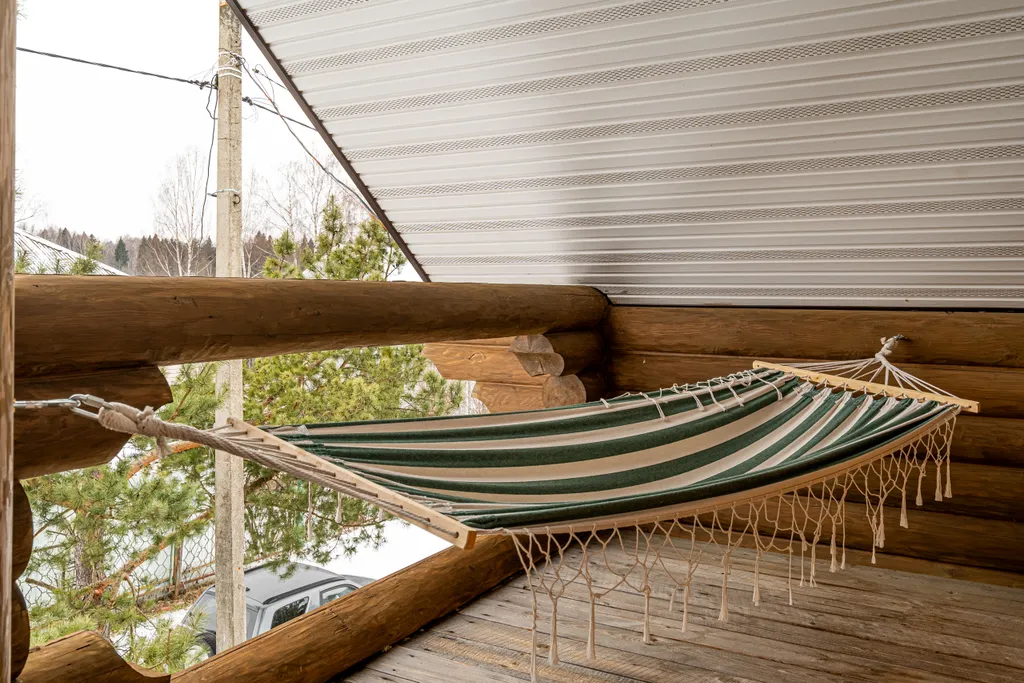 Уютный бревенчатый дом