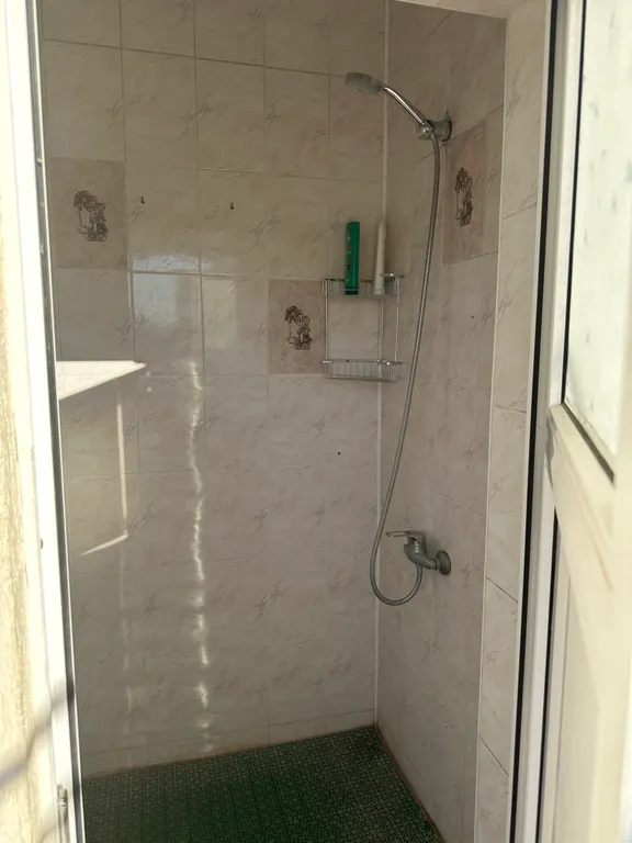 Квартира Квартира Четырёхместный номер 1 на третьем этаже — Геленджик