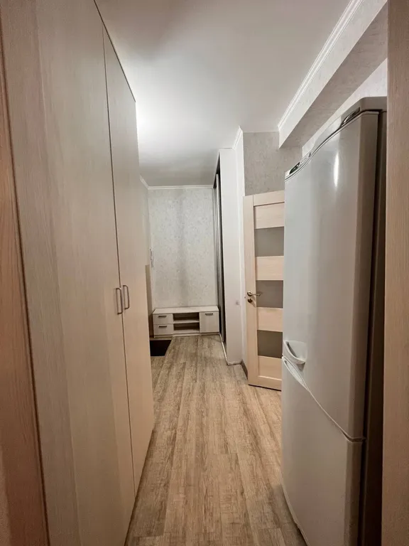 Квартира Уютная светлая студия, центр, ТЦ Вояж, парковка, кафе, аквапарк источник — Тюмень