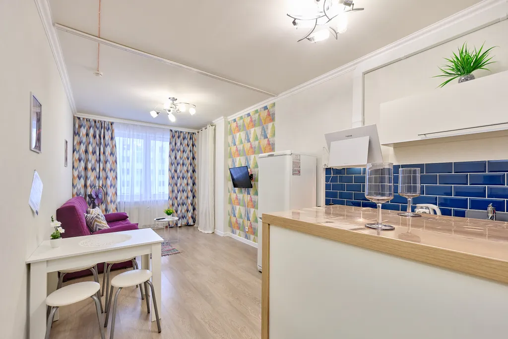 Евродвушка с балконом на 19 этаже вместительность на 6 человек